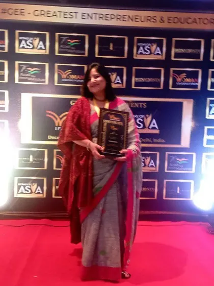 Receiving this award from Icons of Asia was a humbling experience. It is a testament to the transformative power of coaching and my commitment to empowering women.
