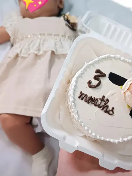 This bento cake marks a special 3 month milestone. It's wonderful to see my little clients grow, and I'm so grateful to be a part of their journey.
