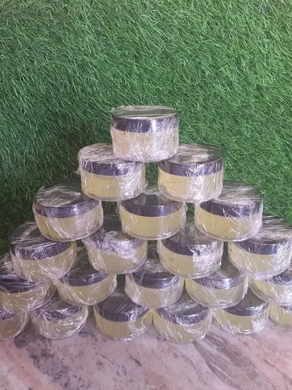 After formulation, the Saffron Gel is carefully packed into individual jars, ready for labeling. This step ensures the product is hygienic, protected, and professionally presented for your customers.