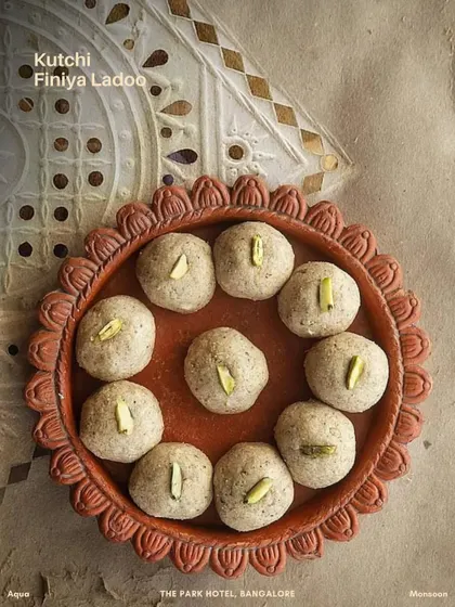 Kutchi Finiya Ladoo, a traditional sweet from the Kutch region, beautifully presented during our pop-up.