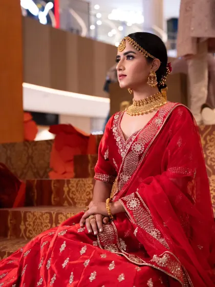 A final seated portrait, exuding grace and royal elegance.