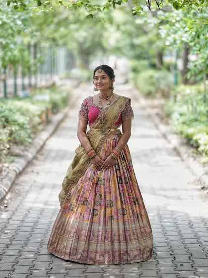 A full-length shot of my Bhale Shastra langa voni, showing the beautiful flow of the pleated skirt.