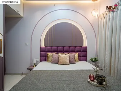 A full view of the arched headboard design. The backlighting within the arch creates a beautiful halo effect, making the bed the undeniable centerpiece of the room.