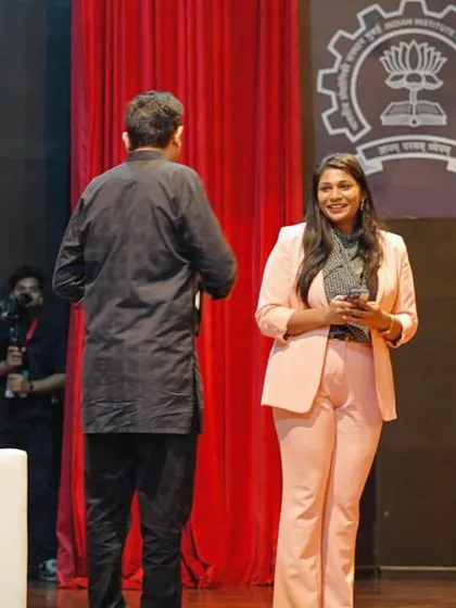 Sharing a laugh with Chef Sanjeev Kapoor during our fireside chat. I believe in creating a relaxed atmosphere on stage to encourage genuine and spontaneous responses.