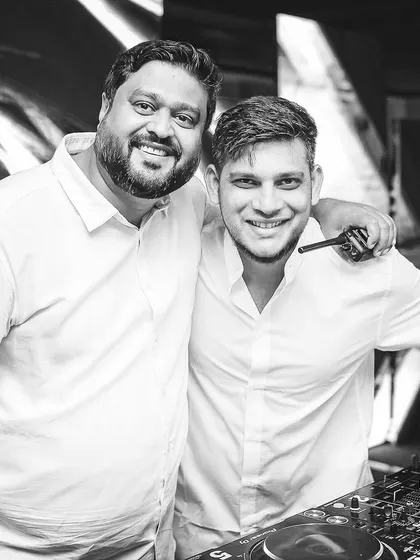 A candid moment with the event host. Building great relationships with planners and promoters is a key part of delivering a seamless party experience.