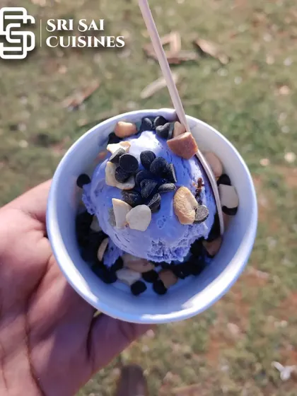 My natural ice creams are FSSAI certified and made without any artificial chemicals. This scoop is topped with chocolate chips and nuts for extra flavor and texture.