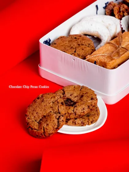 A closer look at the Chocolate Chip Pecan Cookies from the tin.