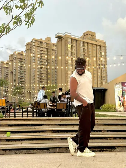 The city is my backdrop. My choreography is inspired by the energy of Bangalore. 💫