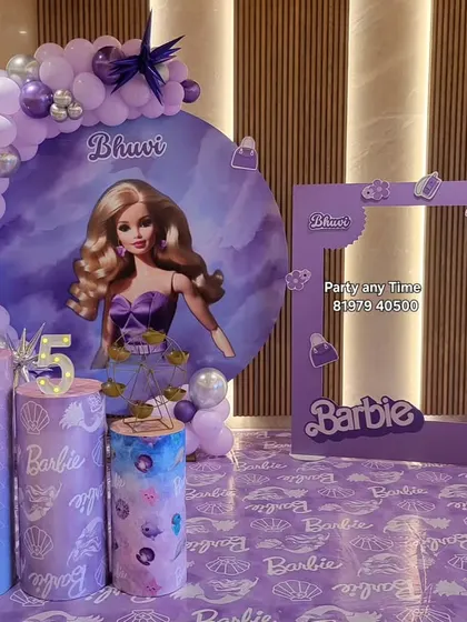 A full view of the purple Barbie theme, including the branded floor mat.