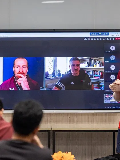 A hybrid session in progress, with online speakers from around the world sharing their knowledge with our live audience.