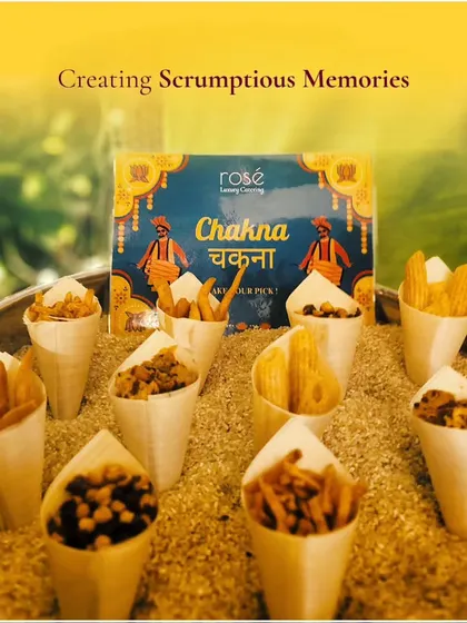 Our "Chakna" station offers a gourmet selection of savory nibbles, perfectly crafted to accompany drinks. Served in individual paper cones, it's a convenient and stylish way for guests to enjoy bar snacks.