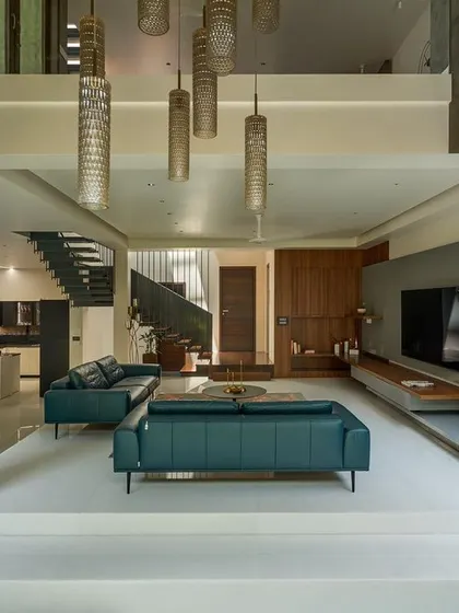 The open-plan living area is designed with a minimal approach, allowing the space, light, and connection to the courtyard to be the main features.