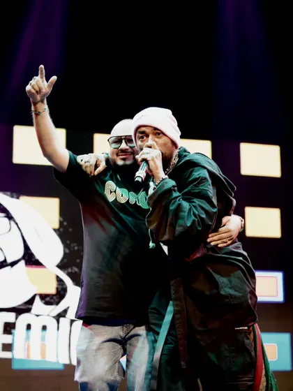 A moment of brotherhood with Bohemia on stage. Years can pass, but the bond remains strong. It's an honor to share the stage with a legend.