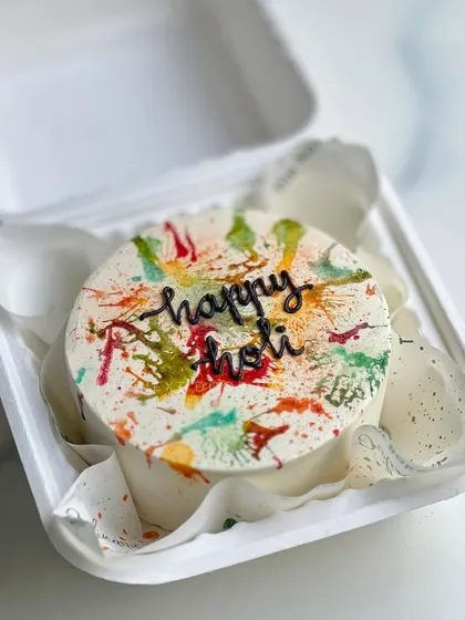 Happy Holi. To celebrate the festival of colors, I created this special Thandai Pistachio mini cake with a fun paint splatter effect. It's a delicious and festive way to enjoy the day.