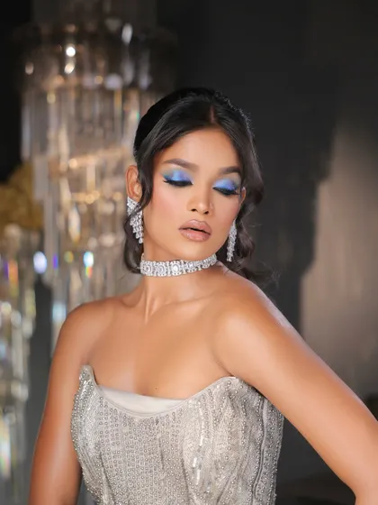 A beautiful shot of the blue eyeshadow. The colour is rich and pigmented, creating a truly show-stopping eye look.