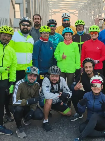 The entire group posing on a bridge, a great photo opportunity during our end-of-year ride.