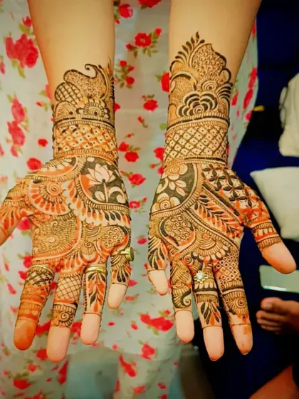 Another view of the henna stain, showing the rich color of the floral design.