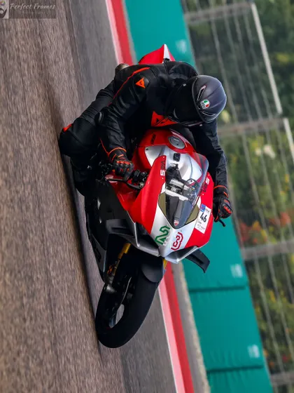 A Ducati Panigale rider fully committed to a turn at BIC. This is about throwing fear in the garbage and finding your flow on the track.