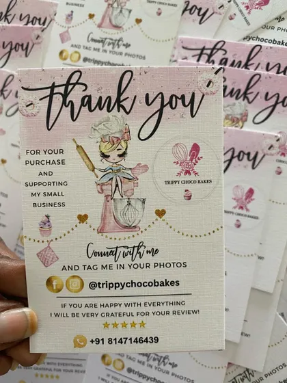 The beautiful script and custom illustration on these thank you cards make customers feel truly appreciated.