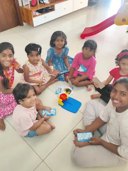 My daughter Ridhi and I enjoying our summer. This is a collaboration with FirstCry, a brand that has been a part of our journey for everything from clothes to toys.