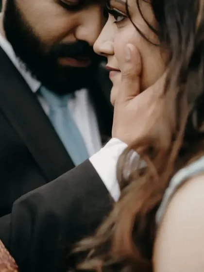 A very close and intimate portrait. This shot is all about the quiet connection and the unspoken words between the couple.