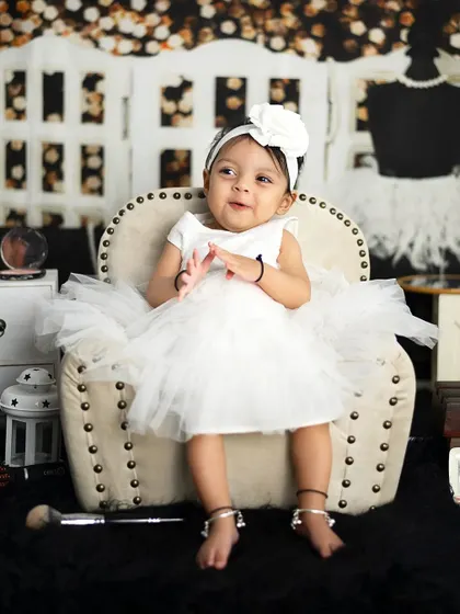 This little diva is ready for her close-up. The fashion theme is perfect for babies with big personalities.