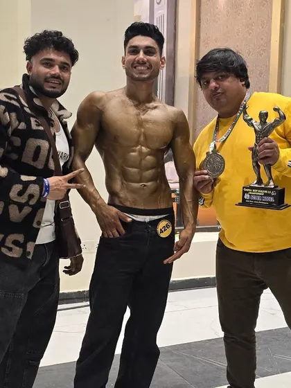 Another proud moment with our Denim Model winner. We prepare athletes for all categories and deliver results.