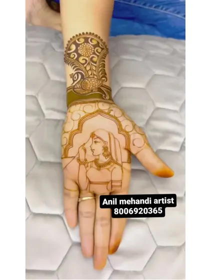 A work-in-progress shot of a bride portrait on the palm. This shows the clean outline I create before filling in the details.