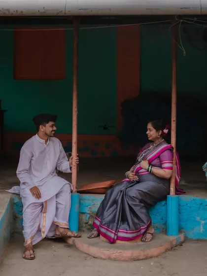 We can step back in time together. This retro, village-themed shoot was so special. Dressed in traditional attire on a rustic porch, we captured a feeling of nostalgia and the simple, profound beauty of starting a family.