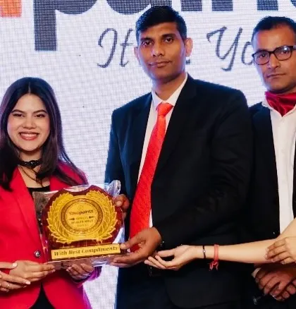 Presenting an award at a corporate R&R event. Recognizing employee achievements is a key moment, and I make sure to give every winner their well-deserved spotlight with enthusiasm and flair.