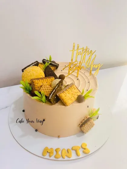 This one was very special, baked for someone dear. A delicious-looking coffee and biscuit-themed cake.