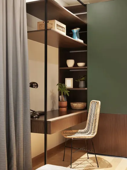 A duplicate of 233, showing the green and wood study nook.