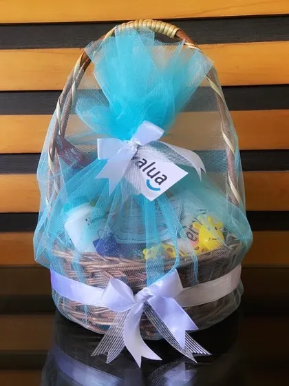 A thoughtful "New Mom" hamper we curated for a client to gift their employees. We love seeing companies take such sweet efforts to celebrate personal milestones.