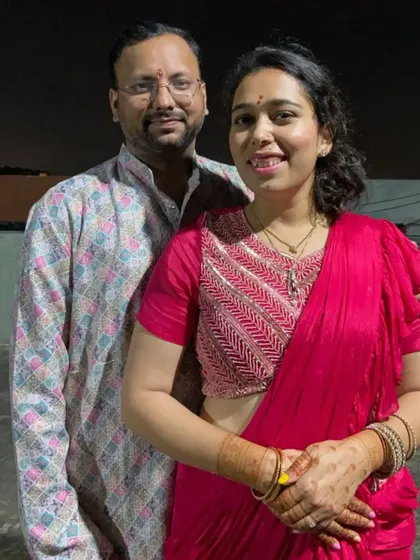 A sweet moment of togetherness for Vishnu and Ayushi. Their story is a beautiful reminder of how shared values can lead to a lifetime of happiness.