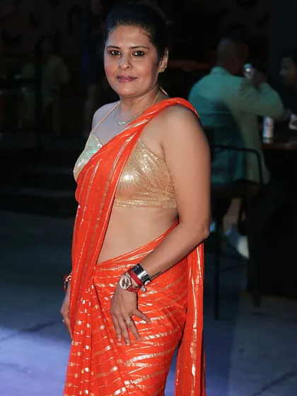 Slaying in an orange drape saree at the Bangalore Times hospitality awards.