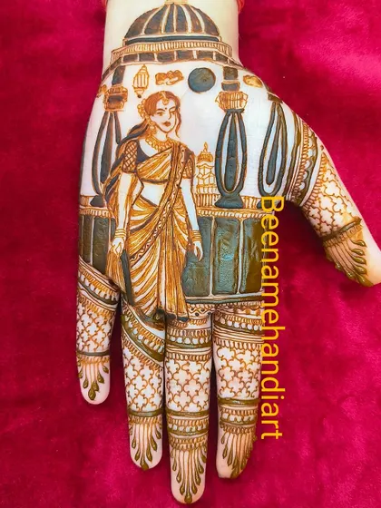 A full palm design for Karwa Chauth. The portrait is detailed, and the shading technique makes the design stand out beautifully.