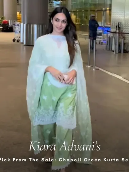 Here’s proof that you can be comfortable and chic even while traveling. I love seeing Kiara Advani in my Chapoli Green Kurta Set at the airport. It’s made from a super light fabric that’s easy to move in, proving that my designs are perfect for your real, everyday life.