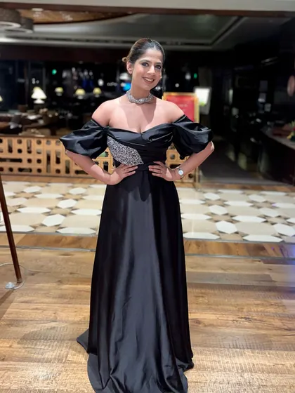 A confident pose before the Grohe event. I believe that feeling good in what you wear translates to a more confident performance on stage.