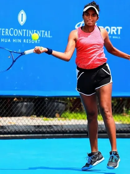 Action shots from my quarterfinal run at the ITF $25K event in Thailand. Each tournament pushes me to refine my game, from my volley technique to my baseline strategy.