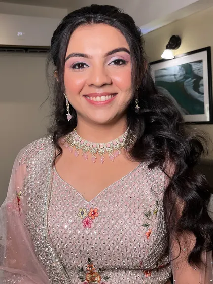 Another angle of this beautiful engagement makeup. The soft colors and glowing skin create a look that is both sophisticated and modern.
