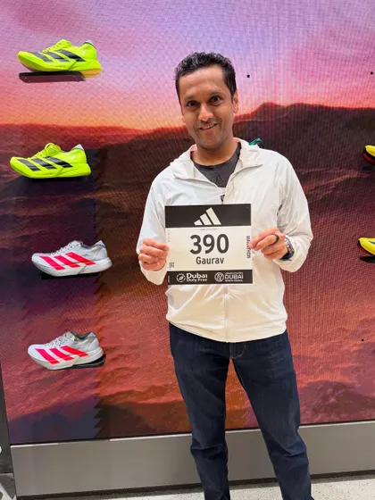 Another runner ready for the Dubai Marathon. We travel together for races, supporting each other as a team.