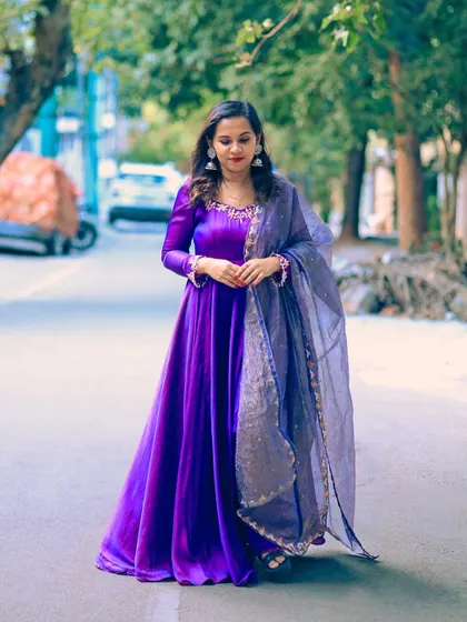 A full-length shot of the purple Anarkali, perfect for making a royal statement.