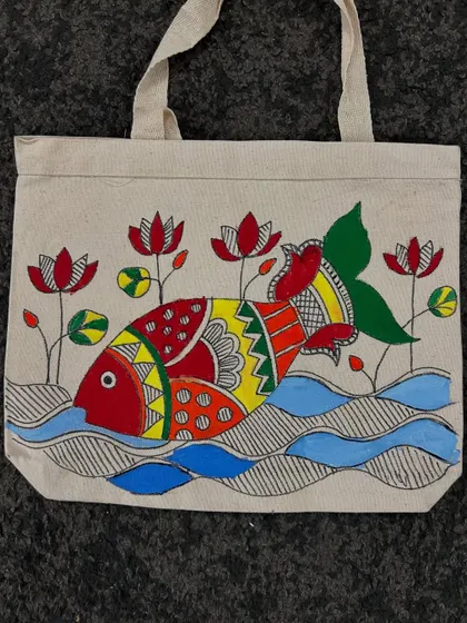 This beautiful Madhubani fish motif was painted on a tote bag by one of my 5th graders. Madhubani is a traditional Indian folk art, and I love teaching its vibrant patterns.