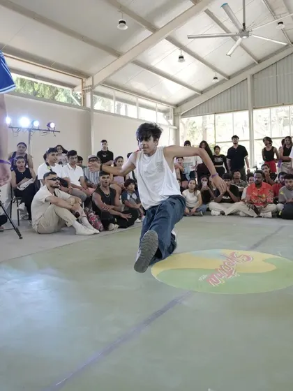A dynamic move from the battles at Spectra, capturing the energy of the floor.