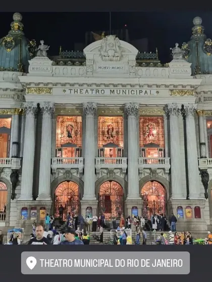 A beautiful night shot of the Theatre Municipal in Rio. A truly breathtaking venue.