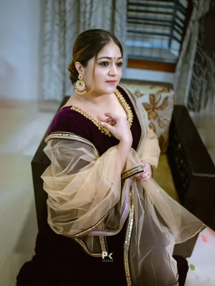 Another beautiful shot of Meghana Raj. Her eyes truly speak a thousand words, and the simple, elegant jewellery allows her natural beauty to shine.
