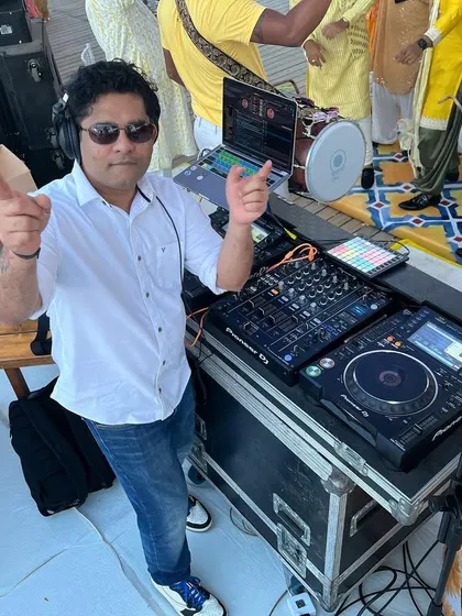 Ready to get the party started at a wedding in Antalya, Turkey. I'm pointing at the camera, but my focus is always on the crowd and what will make them move.