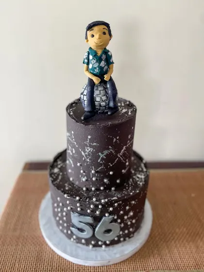 This cake is ready for a 70s themed party.