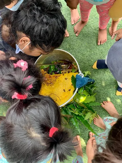 The children were fascinated to see a real honeycomb, buzzing with bees. This spontaneous encounter brought their learning about insects and bugs to life in a way no book ever could.