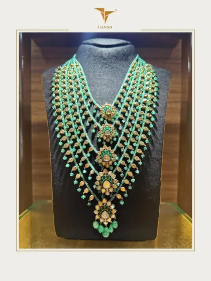 The satlada necklace emphasizes symmetry, layering, and richness. This modern satlada, made with real Polki in 22k gold, is both a nod to its royal past and a statement of timeless luxury.
